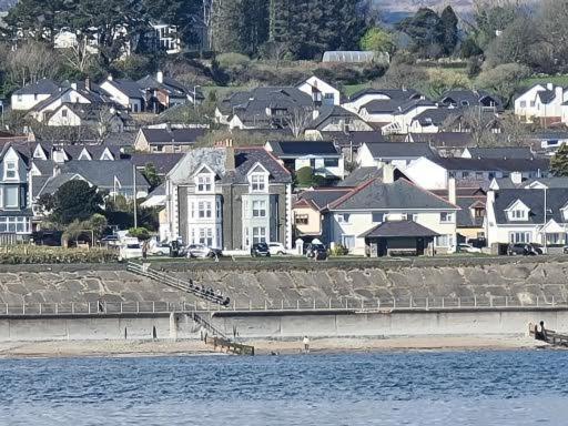 Craig-Y-Mor Hotel Criccieth Exterior photo